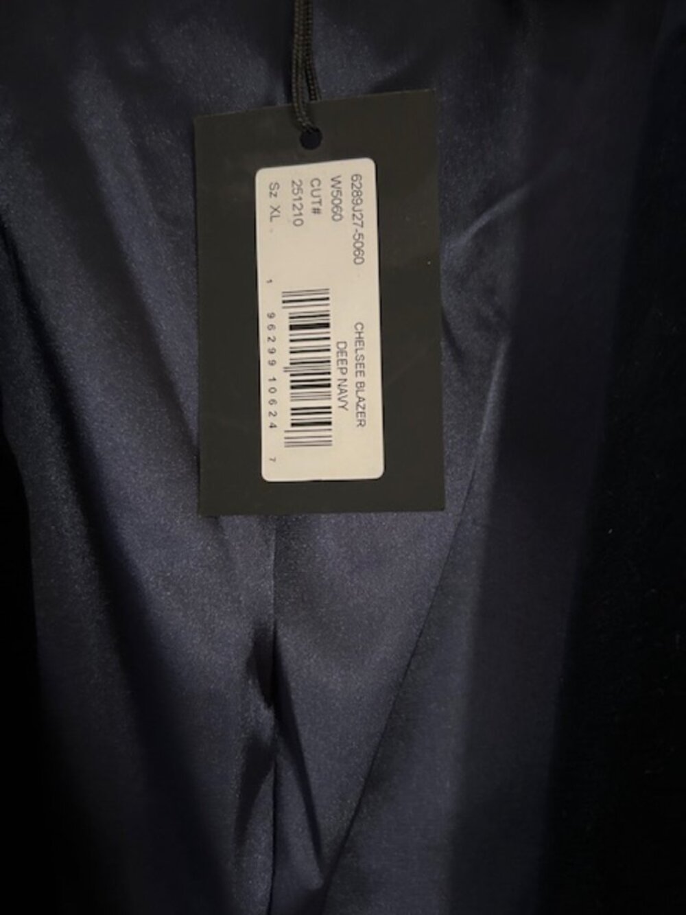 Paige Chelsee Navy Velvet Blazer - NWT - Size XL - Picture 4 of 4